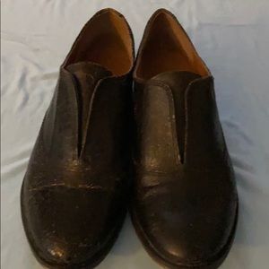 Women’s Black Distressed Leather Loafer